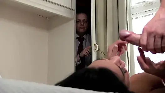 Eskort Kızlar Dövmeli Hatunlarla Vahşi Sikiş Festivali