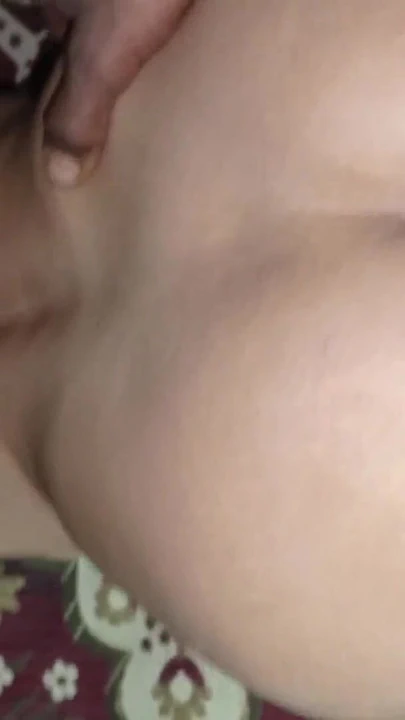 "Desi köyü yengesi kocasıyla seks yapıyor"dan unutulmaz bir an.