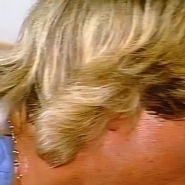 Хардкорный секс вчетвером с тремя членами