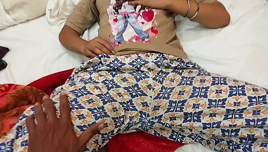Showing a girl her thick cock in the train and then having sex in the OYO room, random girl fucked in the OYO room Hindi audio, train, xxx, porn, mms, sex