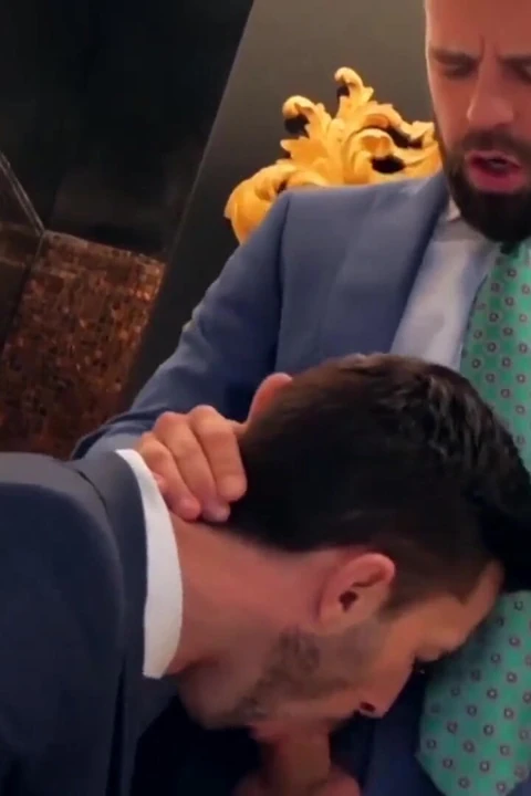 Menatplay sakallı latin hector de silva anal andy star'ı sikiyor