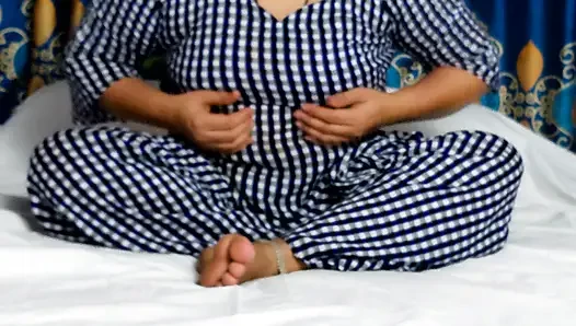 Real Bangladeshi Housewife Hardcore Sex with Lover - Bangladeshi Village Wife Fucked Hard