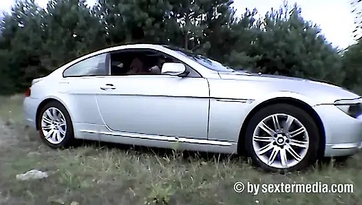 Berlin Ku'dammraser Azgın Kızı Sürükleyerek Götürüyor