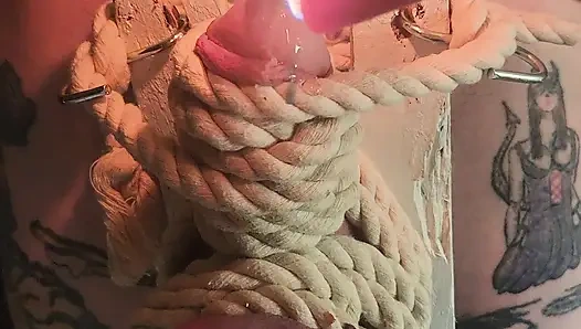 Goode kız mum ışığında kırbaçlıyor bölüm 2
