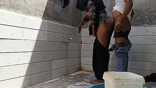 Pati Bahar Gaye padosi