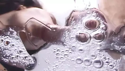 Sert seksten sonra şimdiye kadarki en ateşli bebeğin içine boşalıyor