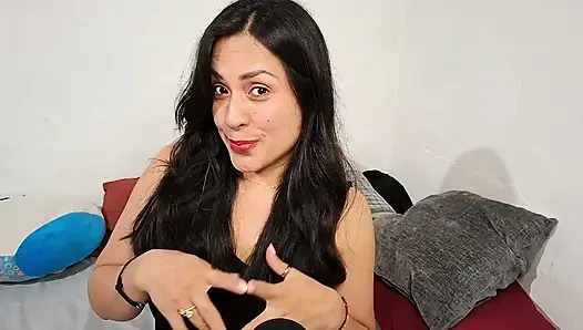 Asmr rol yapma komşun seninle flört ediyor