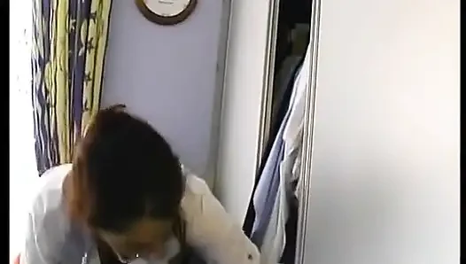 Çok uysal ve sürtük bir evde bakım asistanı!