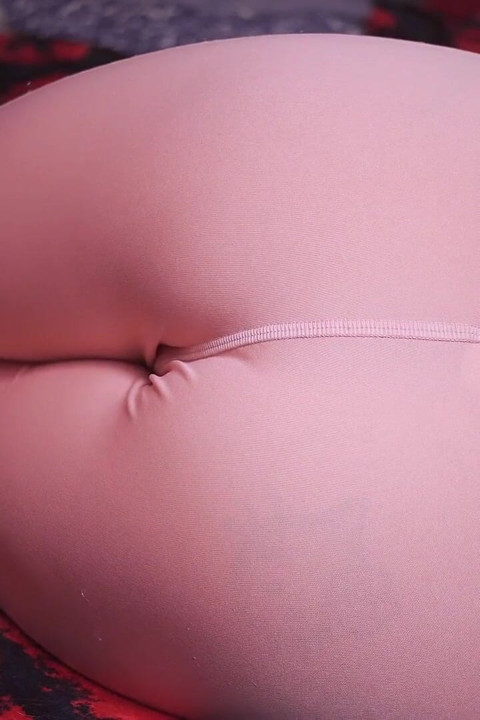 Osuruk! Kıçımın nasıl osurabildiğine bak! Wow