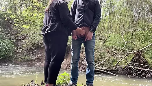 Kayınvalidesi kızının onu sikmeme izin vermeyeceğini öğrendi