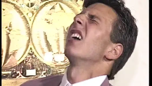 Alman Kapılarının Arkasında Özenle Siktir Edilir - Tam Film