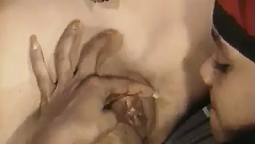 Kırmızı bere, kırmızı ayakkabılar