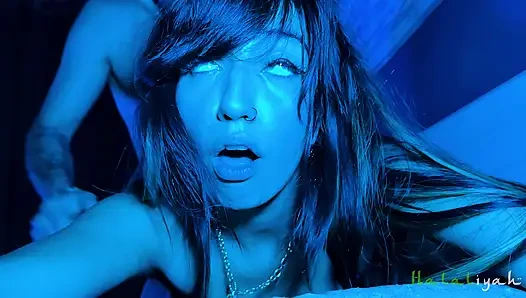 Aaliyah Yasin'in Kolombiyalı bir boğayla gündelik seks