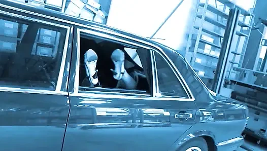 Alman Hakimiyeti Sarışın Sürtükler Kafeste Ve Banyoda