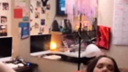 Lonely azgın ve çok açık kilitli vid 1 basılmış