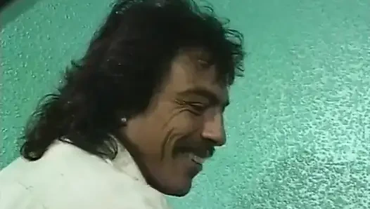 Sokak flörtü neredeyse son anda sona eriyordu