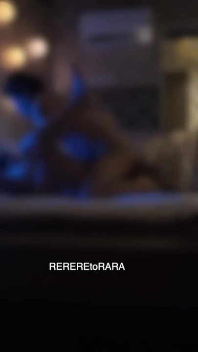 Bağımlılık bağımlısı olan hassas evli bir kadın yatağa kadar dayanamıyor ve bunu istiyor... | Klip 2