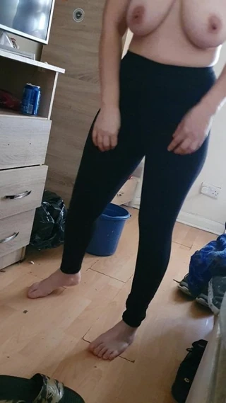 Adım anne köpek sikme ile Rus adım oğlu izole içinde