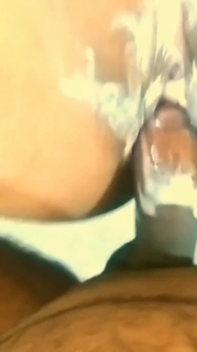 Oral seks, dondurmalı penis ağzında eski kız arkadaşla ateşli seks. | Klip 1