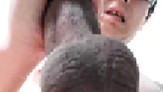 sanki yüzüne oturuyorum