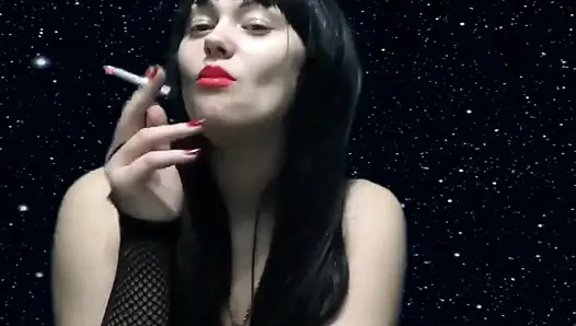 Yıldızlı gökyüzünün altında boşalma geri sayım ile mastürbasyon talimatı