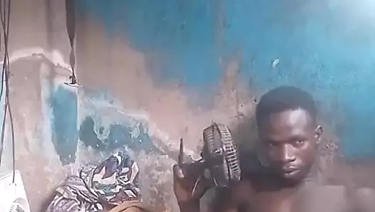 Büyük memeli bir kızla 36 dakikalık sikiş, öpüşme ve romantizm