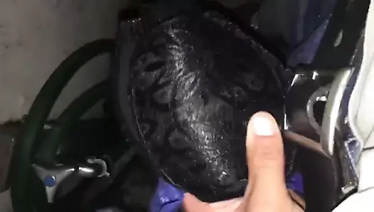 Cum üzerinde sutyen 8