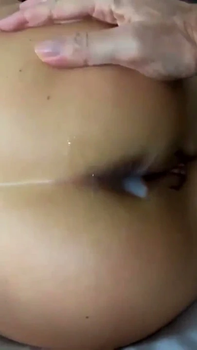 Aşırı fışkırtma çiş sırasında sert Creampie seks ile stepbrother | Klip 2