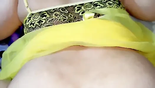 Benik Ahs'ta tıp öğrencisi komşuyla seks yapıyor
