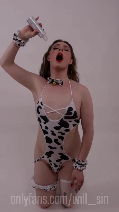 Jill Pill Seksi Bir Kız: Süt Var Mı?