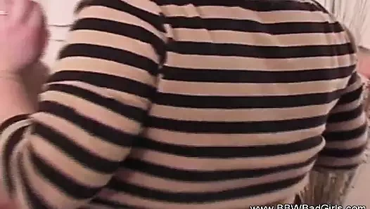 Kırmızı göt için kötü bbw karıcık, o sahiptir o çok