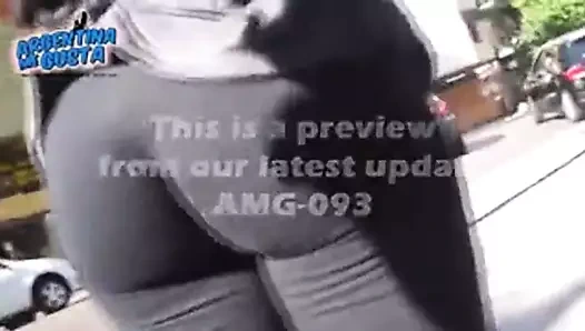 Sokaklarda yanıp sönen en güzel genç eşek.