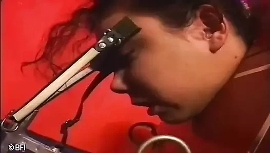 İki köle kız engizisyonu