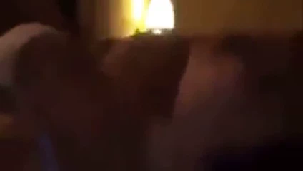 Çok sert boşalıyor