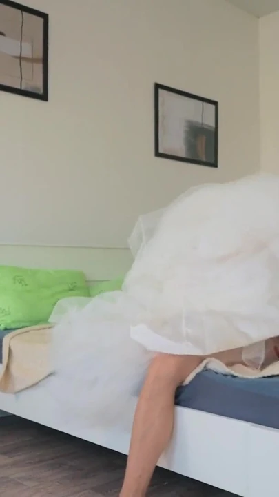 BRIDE4K. Düğünden önce anal seks yapmaya hazır değildi | Klip 3