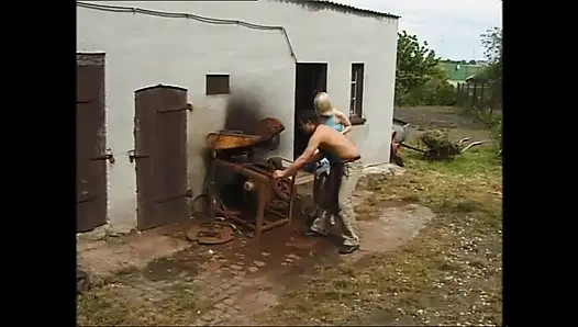 Azgın ucubeleri kesintisiz sikiyor