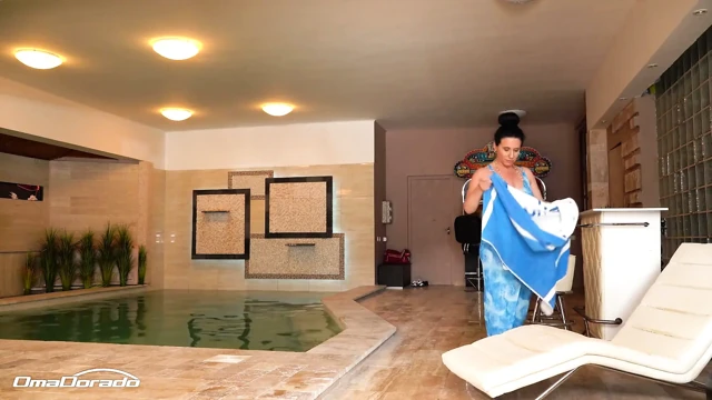 Amerikalı orta yaşlı seksi kadının hemen sekse ihtiyacı var! Bu adam ona hayatının sikini veriyor! - Bölüm 4