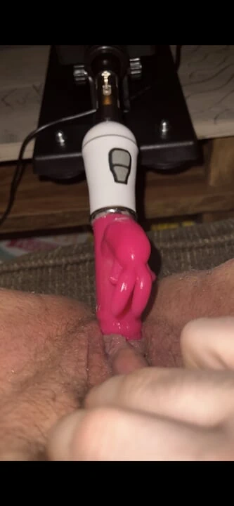 Mk her yere fışkırtıyor