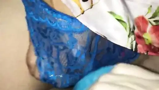 Yeni kız beni savuruyor