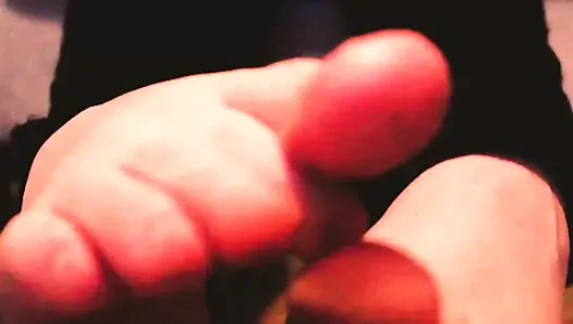 Sakso fahişelerine mastürbasyon yaparken yakalandın şimdi dediğimi yap yoksa