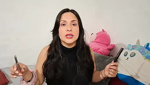 Asmr rol yapma kız arkadaşın saçını kesiyor