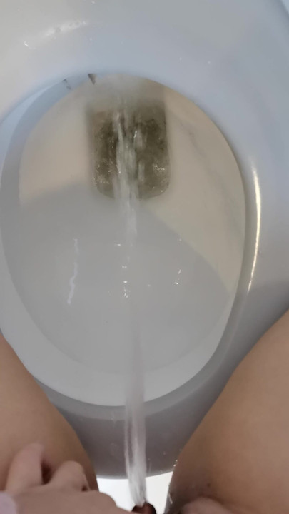 erkek gibi işemeyi seviyorum