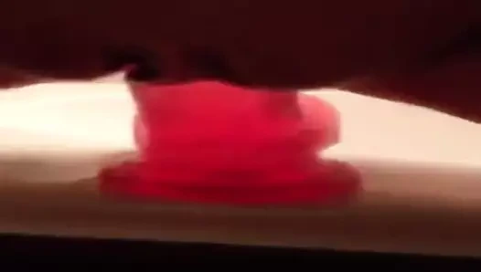 ele s empale sur son god ventouse