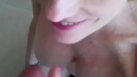 Melanie'nin şehvetli oral becerileri