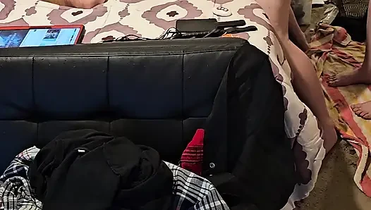 Kocası kafese hapsediliyor, sikiliyor, serbest bırakılıyor