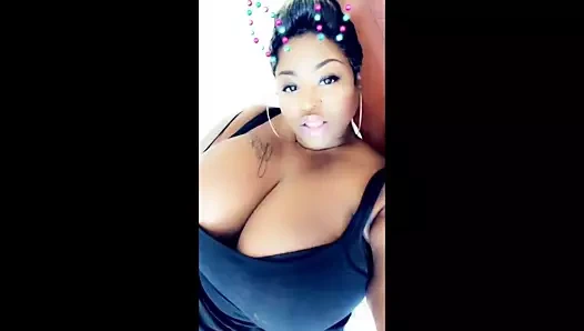 Bigboobsderleme siyah &amp; beyaz