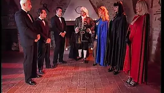 Kontun Evinde Seks Partisi: 3 Koyun Fahişe Onu Kiçina Aliyor