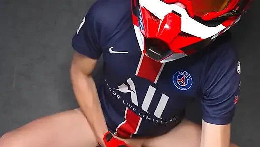 Nike Uptempo ile oynuyor