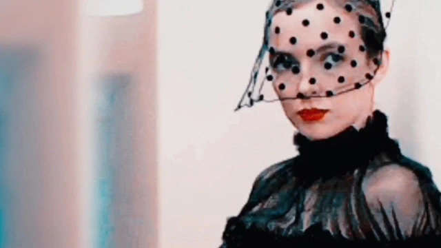 Villanelle ve eve polastri lezbiyen seks ve makaslama