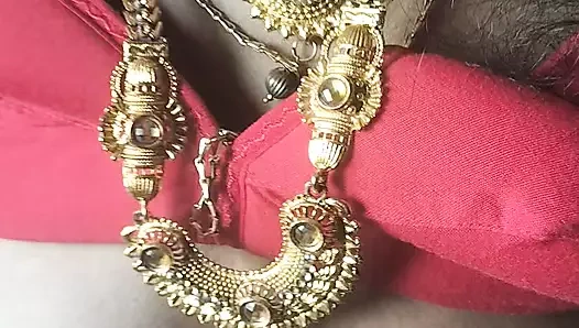 Tamil kız kocasıyla arkadan sikişiyor